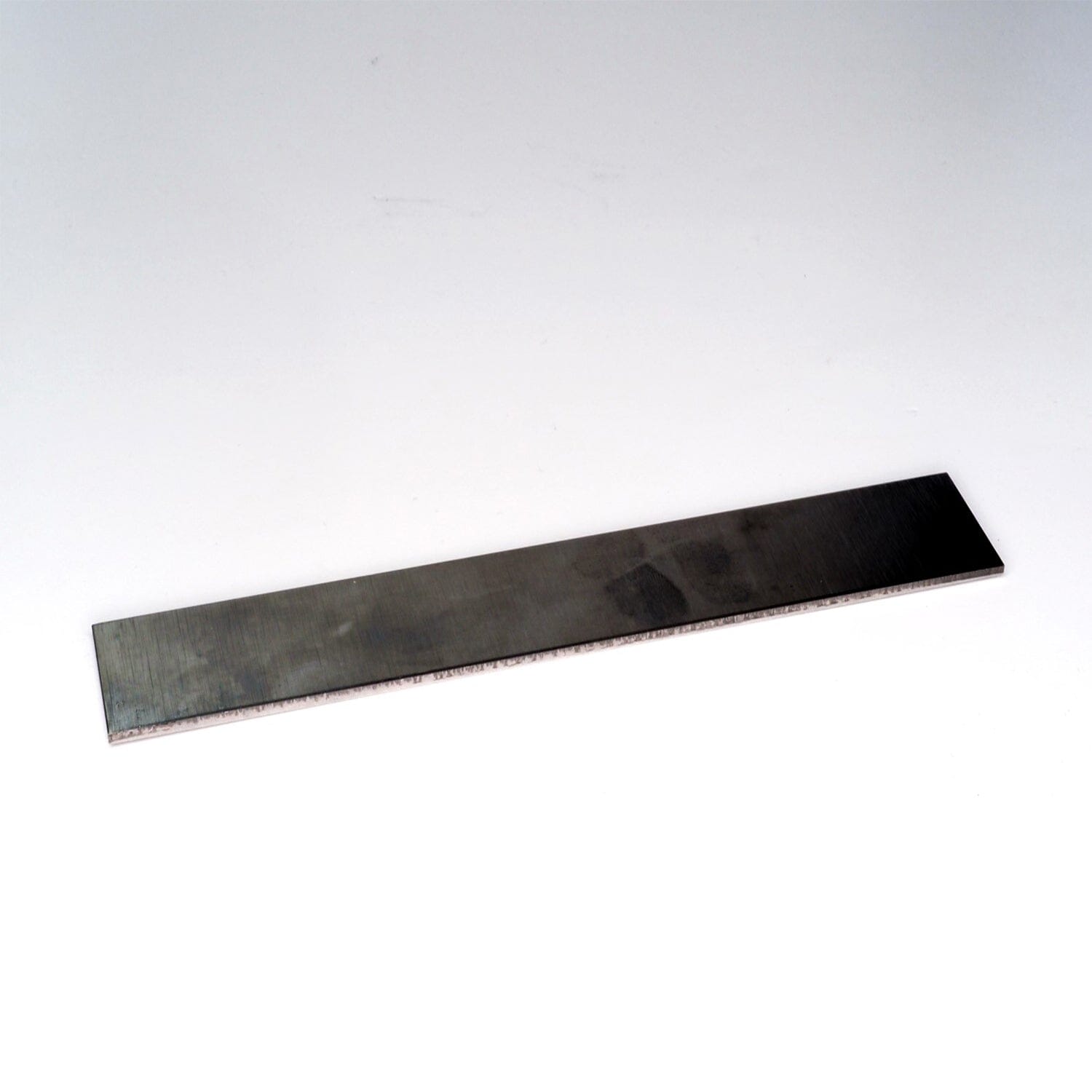 75Ni8 nikkelstaal 1000 x 30 x 2 mm Boven aanzicht
